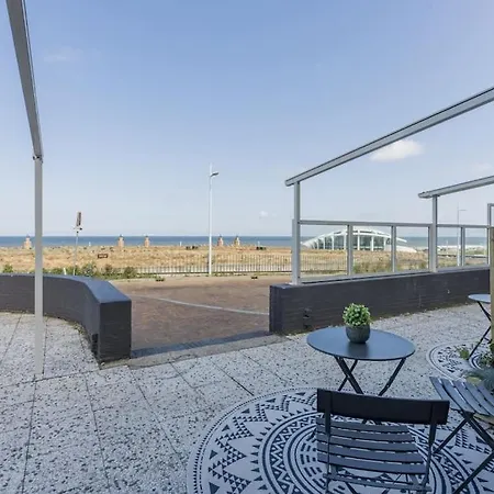 Apartment The Beach