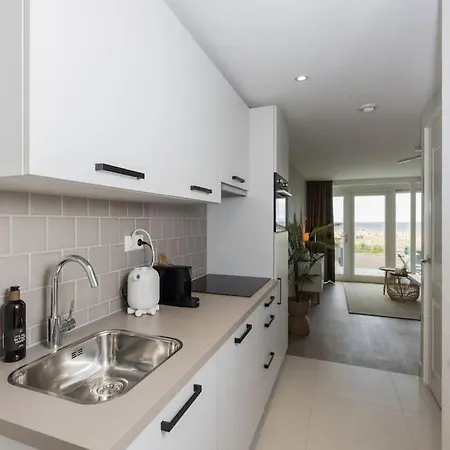 Apartment The Beach
